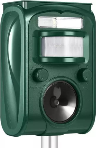 Luxury Ultrasonic Scarecrow - Motion Detector - Lighting