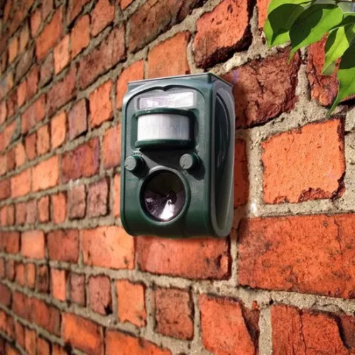 merkloos Luxury Ultrasonic Scarecrow - Motion Detector - Lighting (8721085170267)